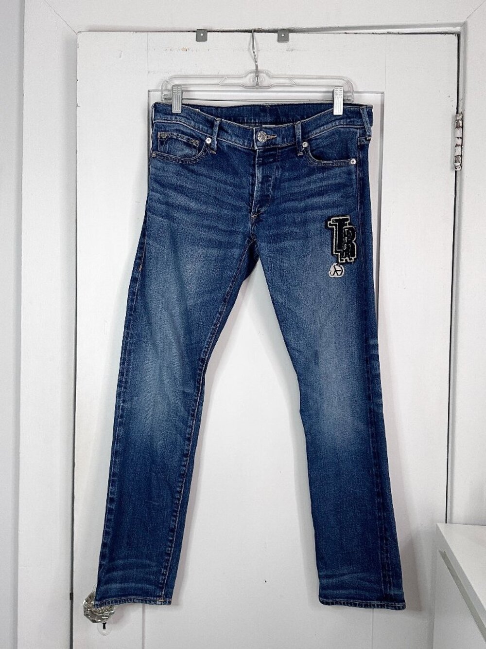 True Religion LIV Low Rise Relaxed Skinny Jeans 27 Patch Y2K